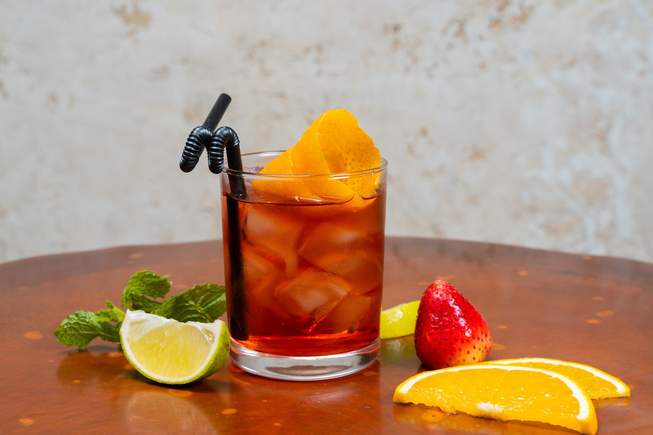 Floating Pfirsich in Ginger Ale 1 Rezept: Cannabis CBD Floating Pfirsich in Ginger Ale Bild